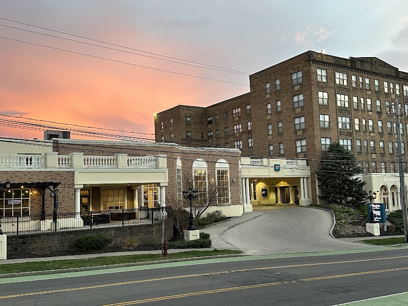 Collegian Hotel & Suites, Trademark Collection by Wyndham in Syracuse, New York, United States