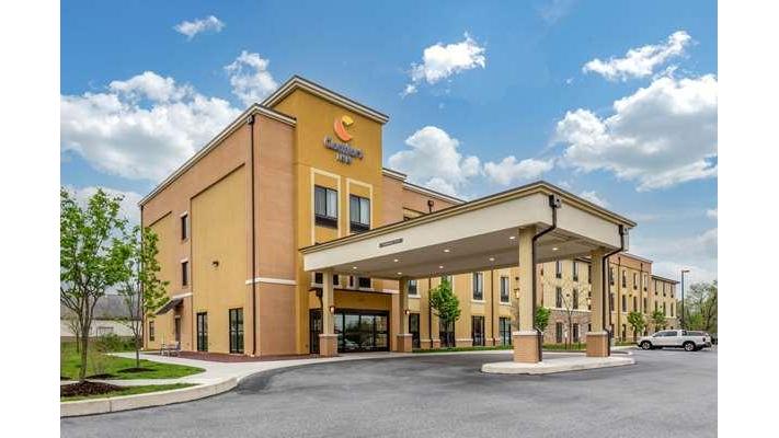 Comfort Inn PA Turnpike - I-81 in Carlisle, Pennsylvania, United States