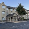 Comfort Inn & Suites Airport Dulles-Gateway