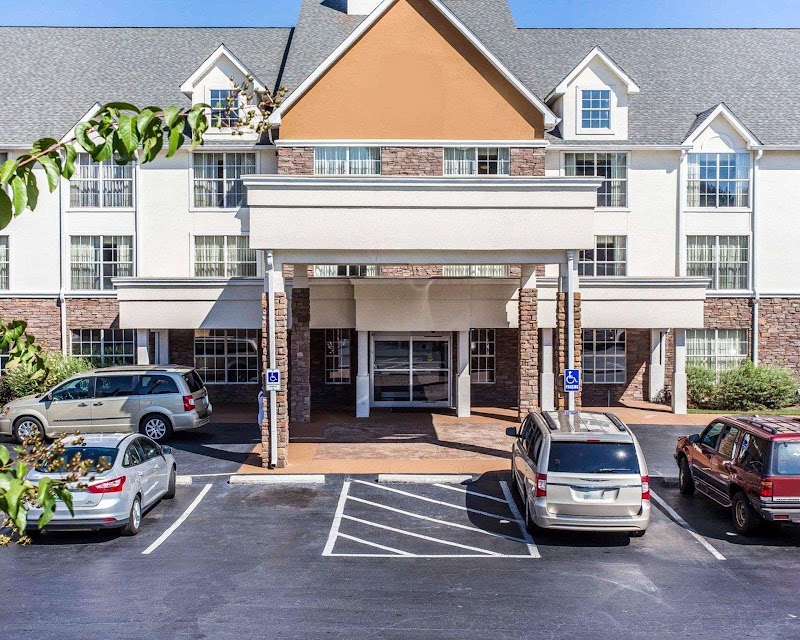 Comfort Inn & Suites Ballpark Area in Smyrna, Georgia, United States