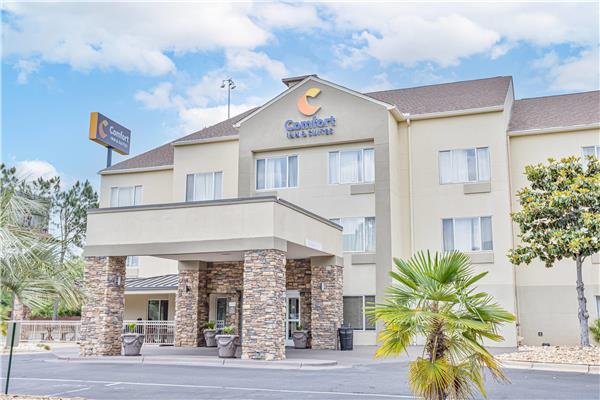 Comfort Inn & Suites Montgomery East Carmichael Rd in Montgomery, Alabama, United States