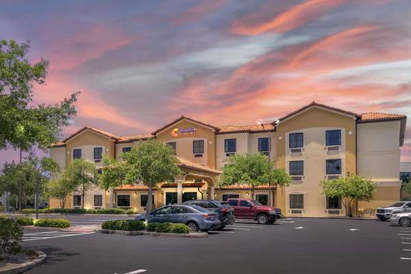 Comfort Inn & Suites Northeast - Gateway in St. Petersburg, Florida, United States