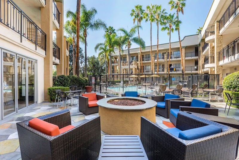 Comfort Inn & Suites Orange County John Wayne Airport in Santa Ana, California, United States