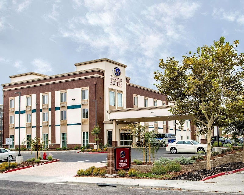 Comfort Suites Woodland - Sacramento Airport in Woodland, California, United States