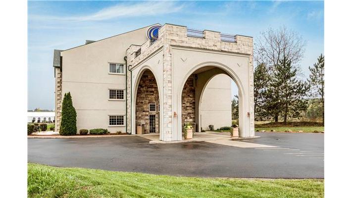 Comfort Suites at Par 4 Resort in Waupaca, Wisconsin, United States