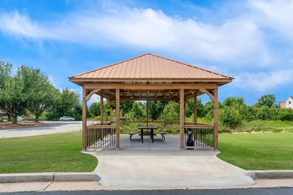 Comfort Suites near Robins Air Force Base in Warner Robins, Georgia, United States