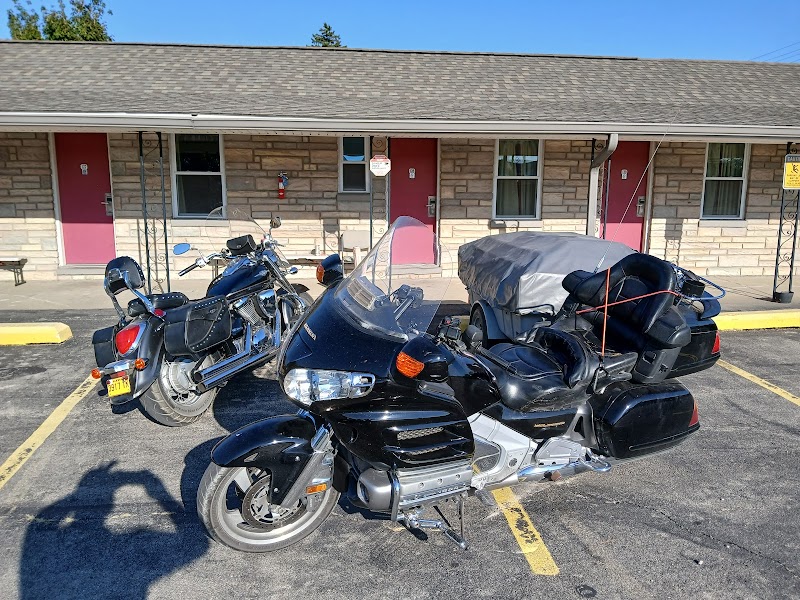 Cooper Motel in Tuscola, Illinois, United States