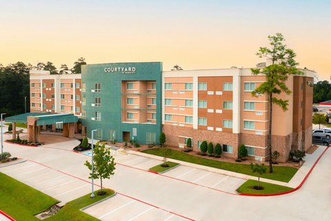 Courtyard Houston Springwoods Village in Spring, Texas, United States