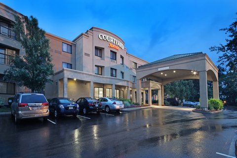 Courtyard by Marriott Providence Warwick in Warwick, Rhode Island, United States