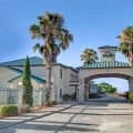 Days Inn & Suites by Wyndham Houston North-Spring