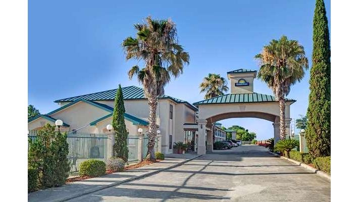 Days Inn & Suites by Wyndham Houston North-Spring in Spring, Texas, United States