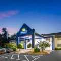 Days Inn & Suites by Wyndham Siler City