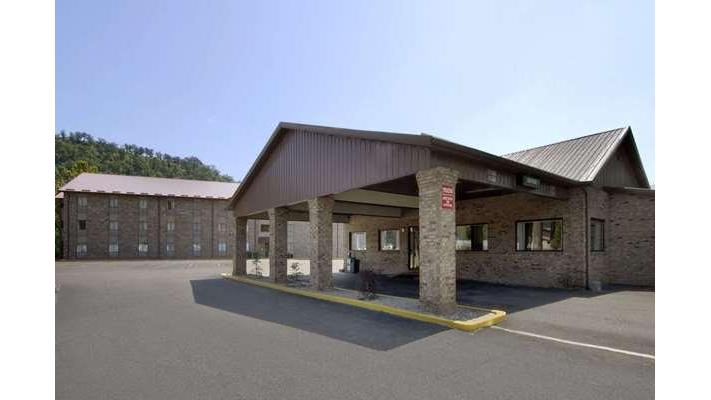 Days Inn by Wyndham Charleston East in Charleston, West Virginia, United States