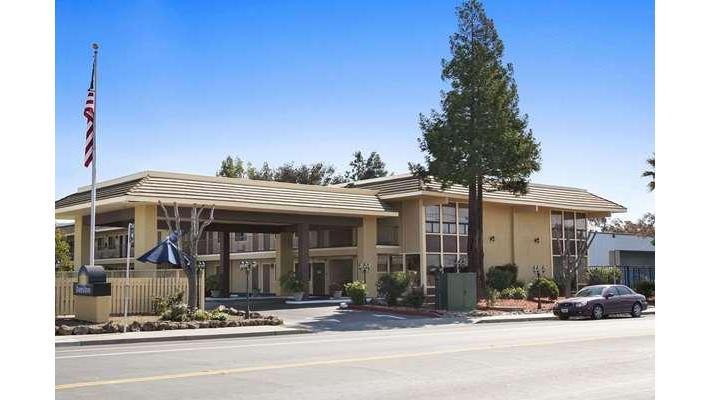 Days Inn by Wyndham Gilroy in Gilroy, California, United States
