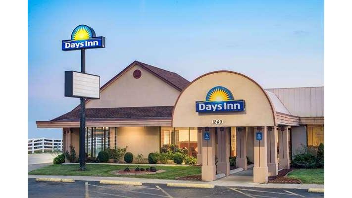 Days Inn by Wyndham Grove City Columbus South in Grove City, Ohio, United States