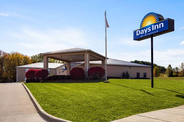 Days Inn by Wyndham Hillsboro in Hillsboro, Ohio, United States