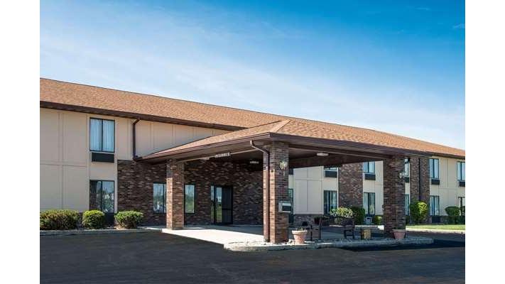 Days Inn by Wyndham Pontoon Beach in Pontoon Beach, Illinois, United States