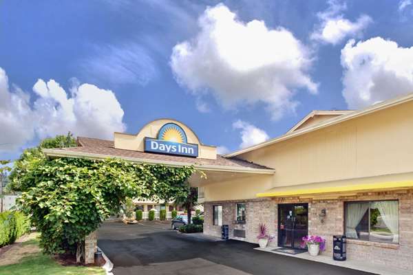 Days Inn by Wyndham Seattle South Tukwila in Tukwila, Washington, United States
