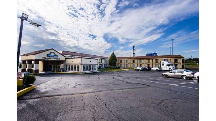 Days Inn by Wyndham Sharonville in Sharonville, Ohio, United States
