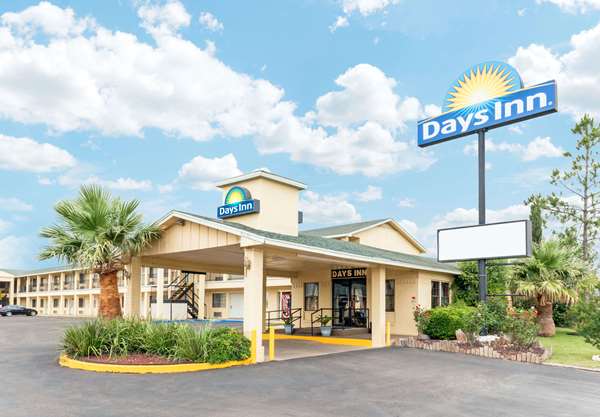 Days Inn by Wyndham Snyder in Snyder, Texas, United States