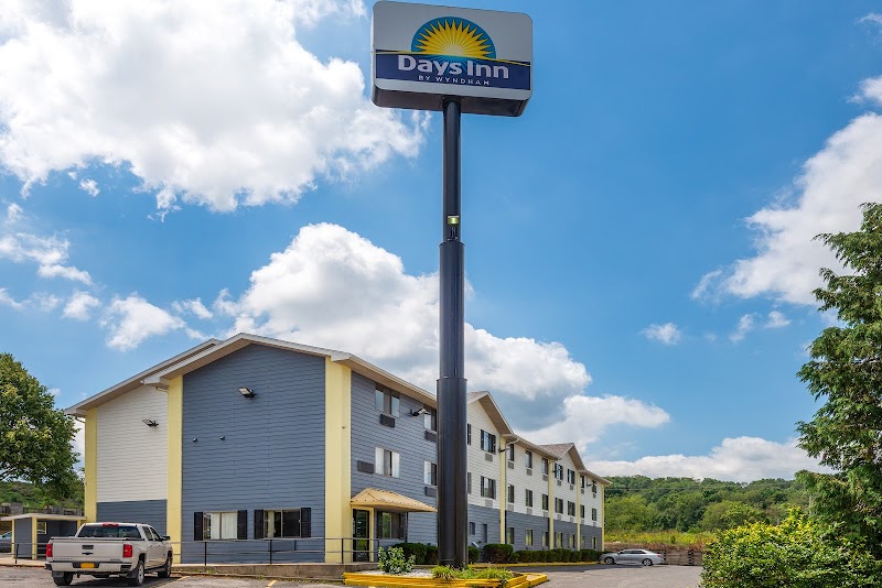 Days Inn by Wyndham Somerset in Somerset, Pennsylvania, United States