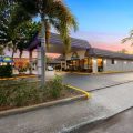 Days Inn by Wyndham St. Petersburg Central