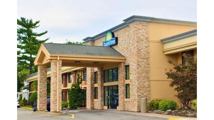 Days Inn by Wyndham Wayne in Wayne, Michigan, United States