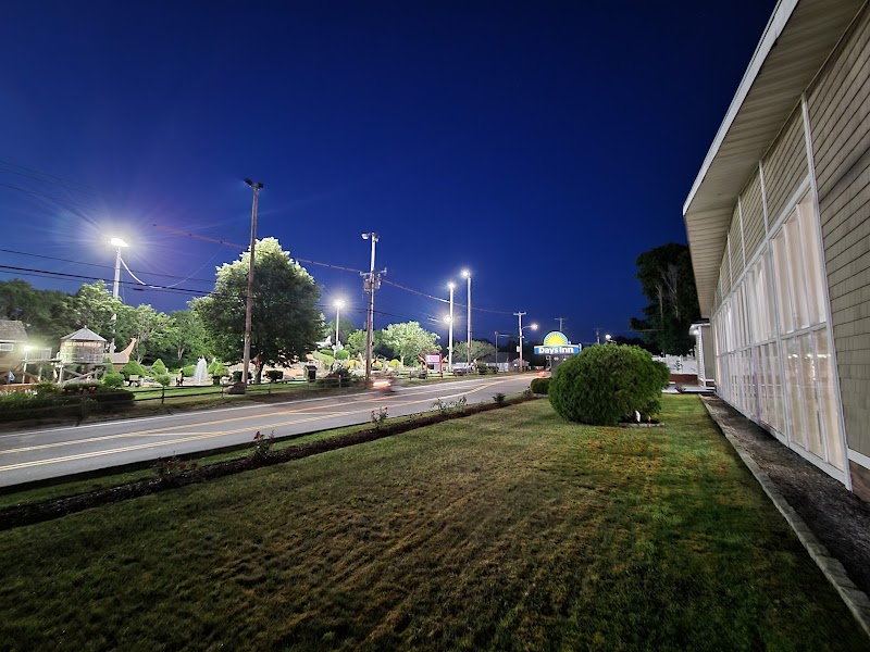 Days Inn by Wyndham West Yarmouth/Hyannis Cape Cod Area in West Yarmouth, Massachusetts, United States