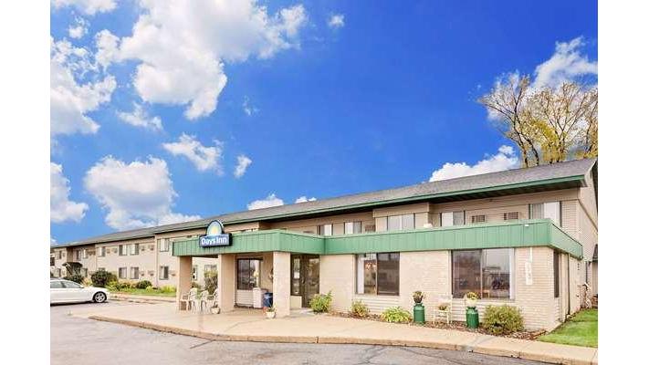 Days Inn by Wyndham Winona in Winona, Minnesota, United States