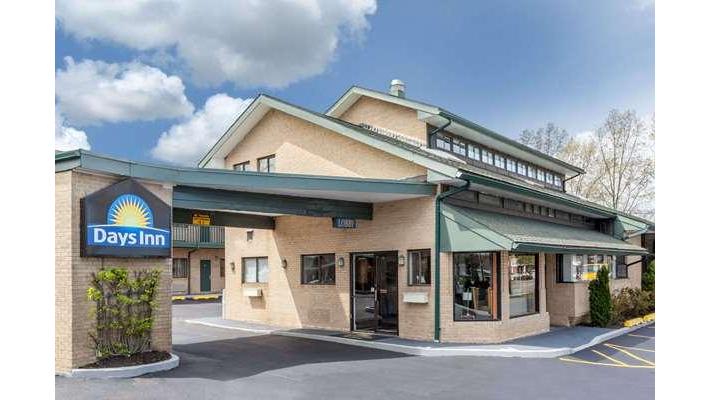 Days Inn by Wyndham Woodbury in Woodbury, New York, United States