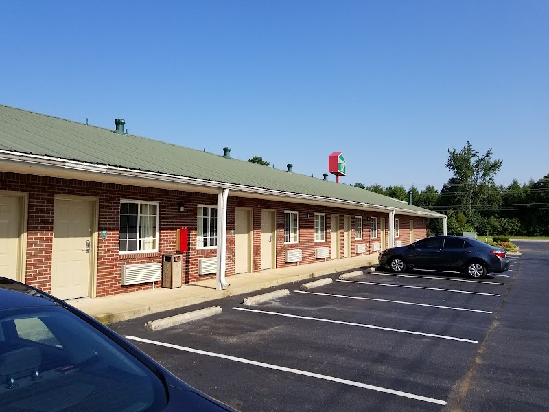 Deerfield Inn & Suites in Portland, Tennessee, United States