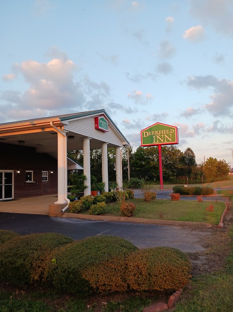 Deerfield Inn in Selmer, Tennessee, United States