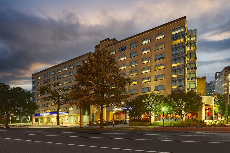 DoubleTree by Hilton St. Louis Forest Park in St. Louis, Missouri, United States