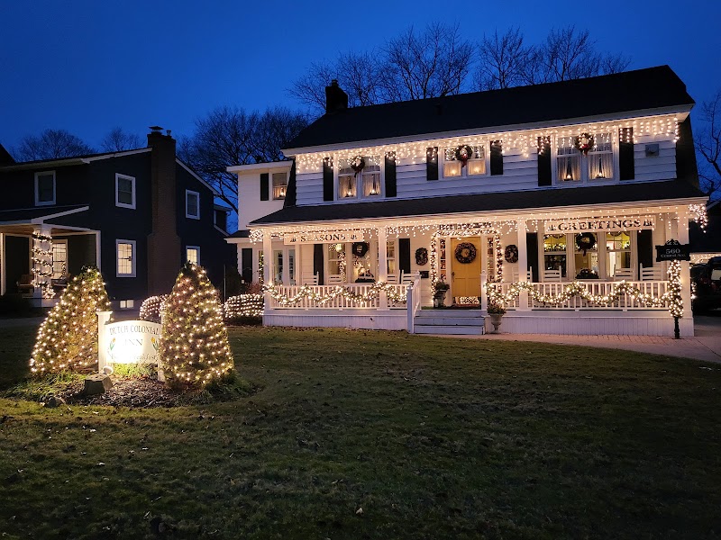 Dutch Colonial Inn in Holland, Michigan, United States