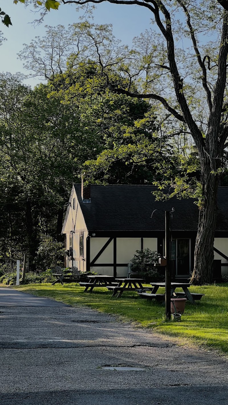 Earl of Sandwich Motel in Hyannis, MA, United States