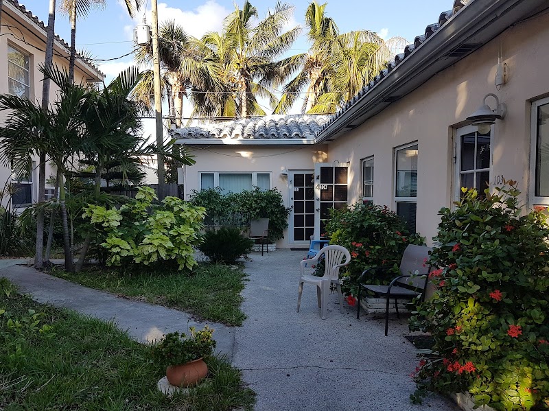 Eastward Strand in Lauderdale-by-the-Sea, Florida, United States