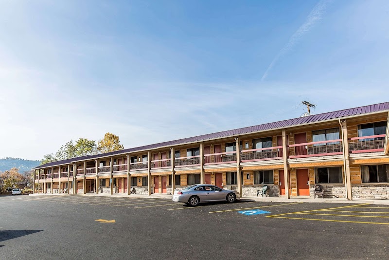 Econo Lodge Inn & Suites in Kalispell, Montana, United States