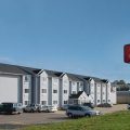 Econo Lodge Inn & Suites