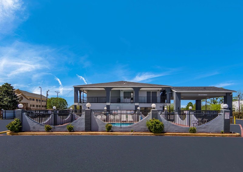 Econo Lodge Inn & Suites in Waco, Texas, United States