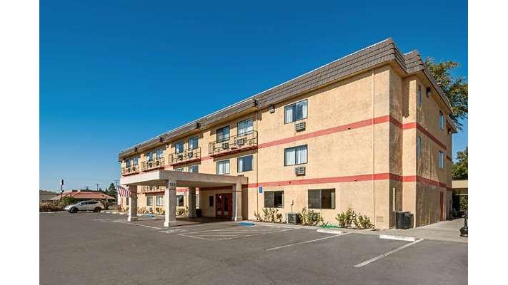 Econo Lodge Inn & Suites Yuba City in Yuba City, California, United States