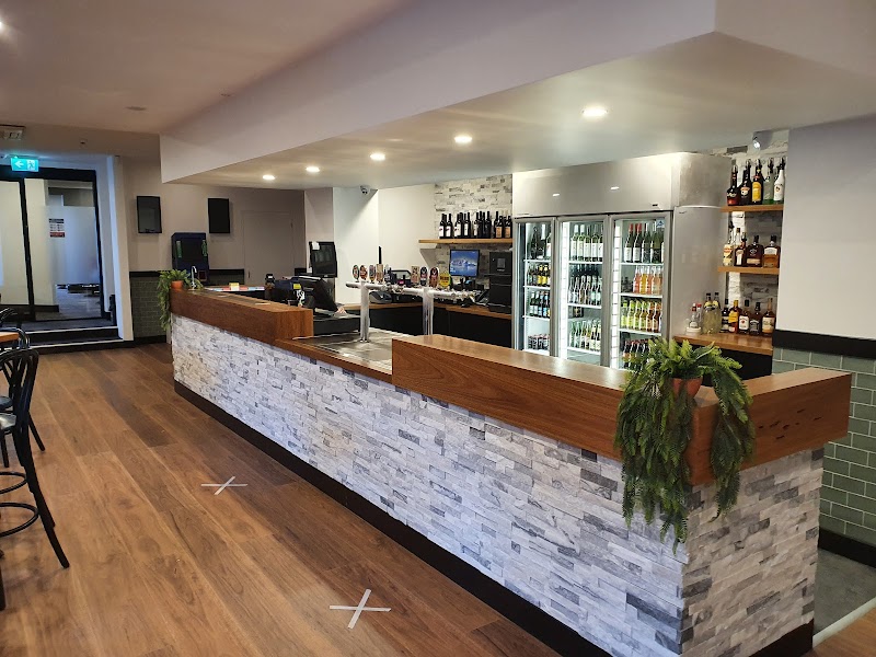 Empire Hotel Goulburn in Goulburn, Australia