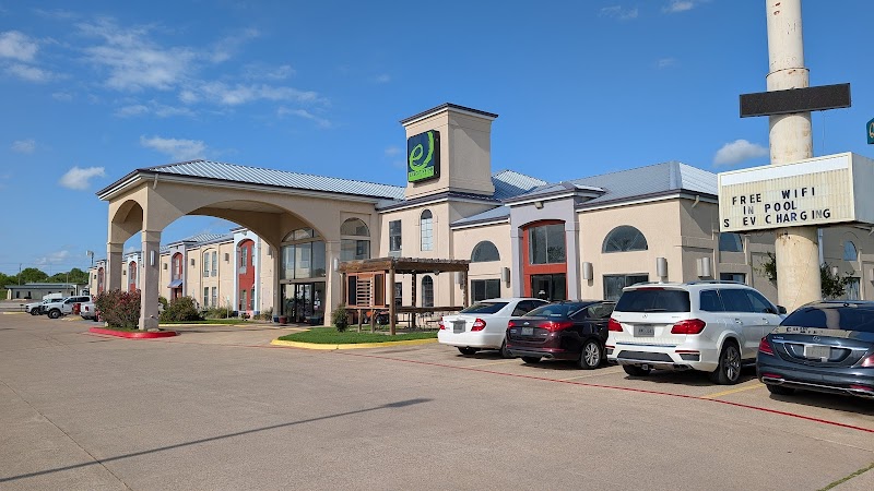 Executive Inn and Suites Wichita Falls in Wichita Falls, Texas, United States