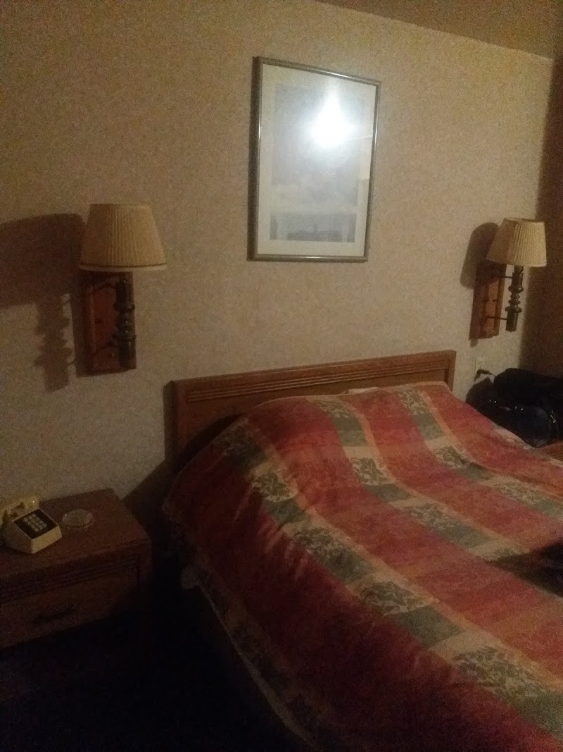 Executive Suites Inn in Westminster, California, United States