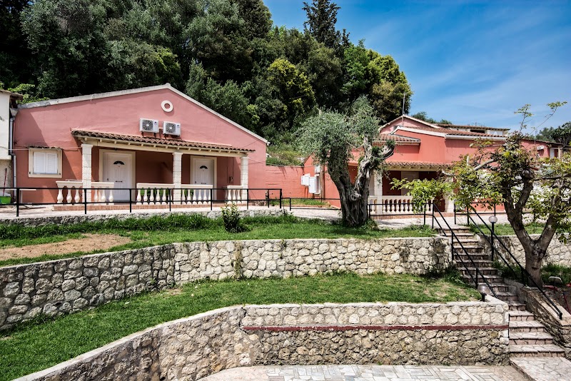 Fouxia Apartments and Studios in Perama, Greece