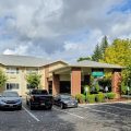 GuestHouse Inn & Suites Wilsonville