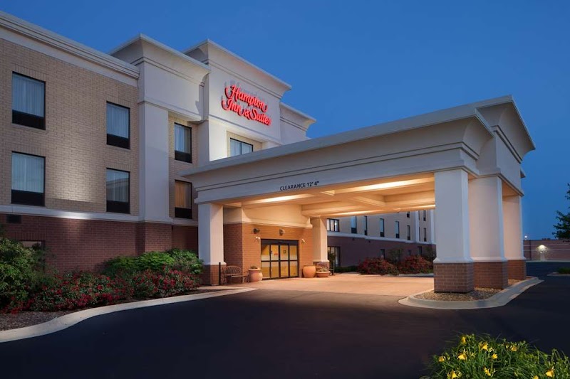 Hampton Inn & Suites Chicago/St. Charles in St. Charles, Illinois, United States