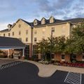 Hampton Inn & Suites State College at Williamsburg Square