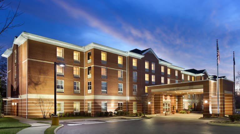 Hampton Inn & Suites Williamsburg Historic District in Williamsburg, Virginia, United States