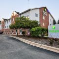 Holiday Inn Express Chicago NW-Vernon Hills