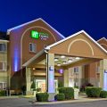 Holiday Inn Express Hotel & Suites Bedford